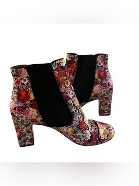 Tabitha Simmons Ankle Boots 
Micki Multi Tapestry Print 
Size 38